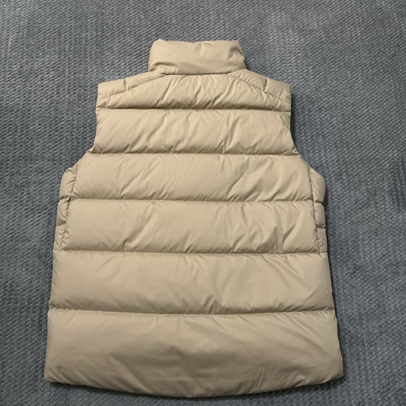 Lululemon Men’s Wunder Puff Vest - Picture 2 of 9